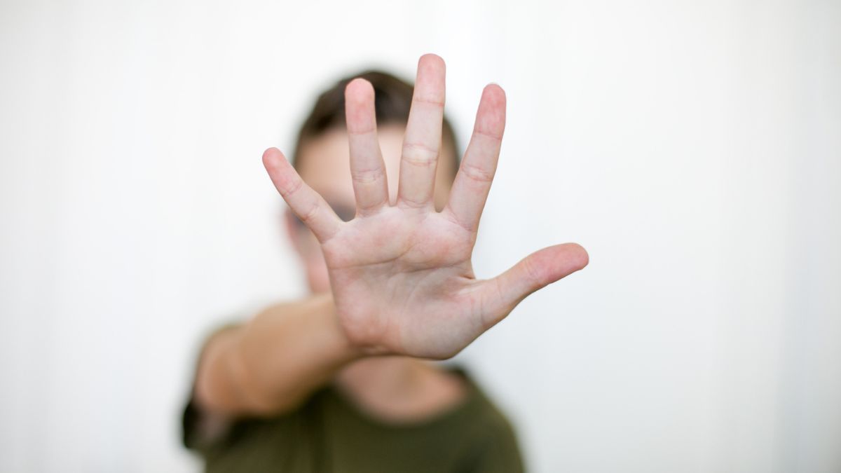 Abuso sexual: ¿Qué conductas no debemos normalizar en escenarios sociales, familiares y escolares?